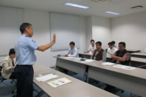 門司税関、インド・チュンナイ港湾幹部の見学受入れ