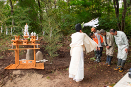 日通、山形｢日通の森｣で10年目の森林育成活動2