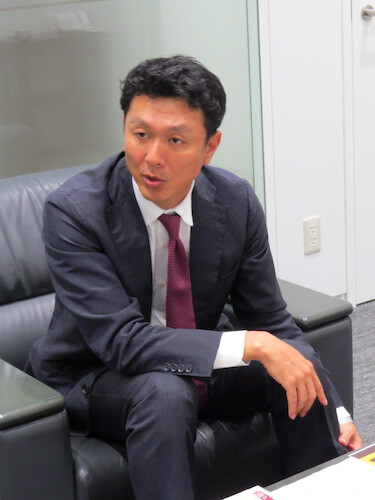 対談風景2（藤塚氏）