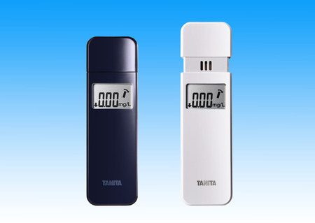 タニタがアルコールチェッカー発売、「エチケット習慣に」