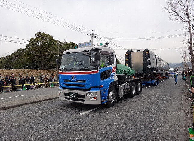 日立物流、山口・下松の鉄道車両陸送イベントに協力