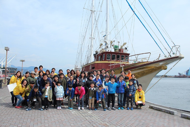 鈴与、小学生対象に64回目の清水港見学会